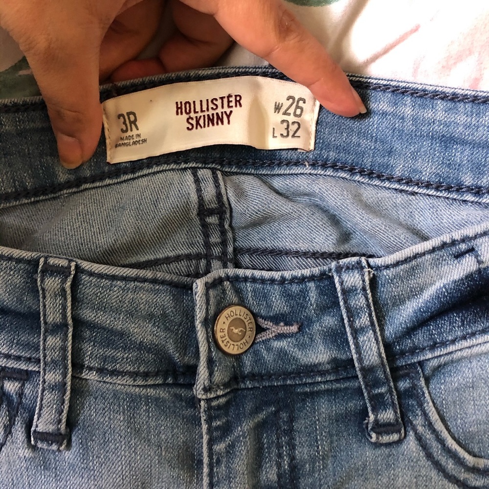 Hollister distressed jeans